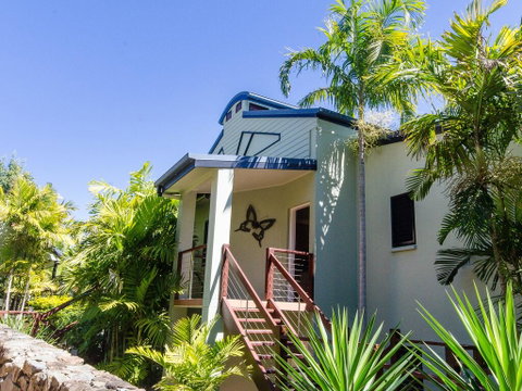 Compass Point - Accommodation Australia 2