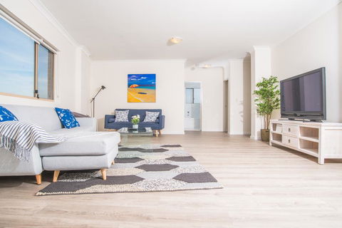 Convenient 2bed Rockdale APT Next To Station&Beach - Accommodation Australia 0