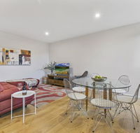 Convenient and quiet in sophisticated Malvern - Australia Shopping