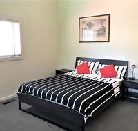 convenientcomfortable home - Accommodation Australia