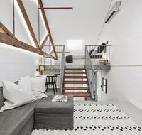 Converted Warehouse City Loft - Accommodation Australia