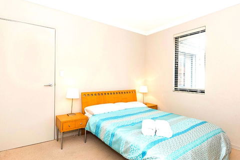 Coode Street Townhouse - Accommodation Australia 1