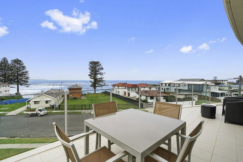 Coolwaters, Penthouse - Local Tourism 3