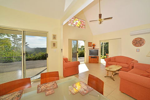 Cooroy Country Cottages - Accommodation Australia 2