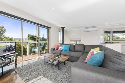 Coral Reef - Accommodation Australia 0