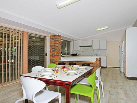 Corner Haven - Family Retreat With Outdoor Living - Accommodation Australia 2
