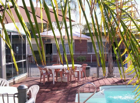 Corowa Motor Inn - Bed n Breakfasts 0