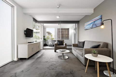 Cosmopolitan Hotel Melbourne - Accommodation Australia 2