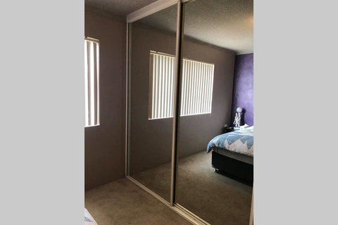 Cosy Apartment Close To Shops & Beach - Local Tourism 0