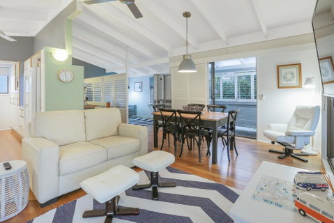 Cosy But Cool, Sunshine Beach - Accommodation Australia 2