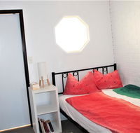 Cozy and cute comfort stay close to University Female only - Australia Shopping