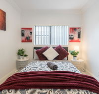 Cozy Duplex Home 3 Bdrms 1 Bath Sleeps 6 - Local Tourism