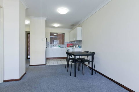Cozy South Perth Unit Next To Perth Zoo - Accommodation Australia 1