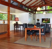 Crystal Creek Rainforest Retreat - Australia Shopping
