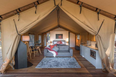 Currajong Retreat - Bed n Breakfasts 3