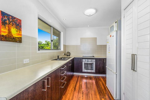 Cypress Beachfront - Local Tourism 2