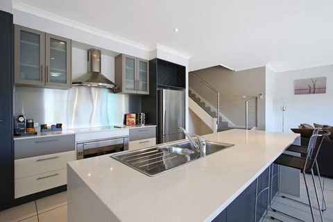Cypress Townhouse 11 - Accommodation Australia 1