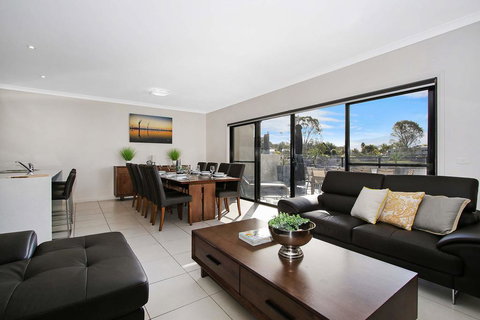 Cypress Townhouse 21 - Mulwala - Accommodation Australia 0