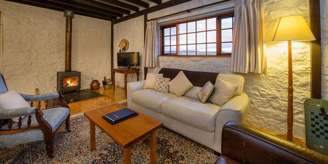 Daisy Bank Cottages - Accommodation Australia 1