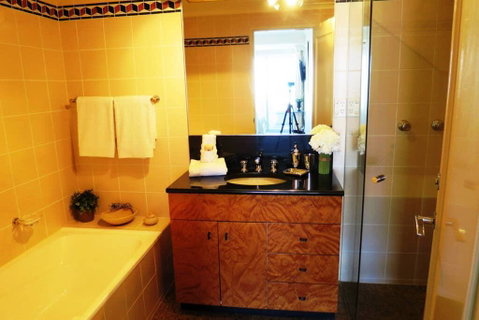 Darling Harbour Escape - Bed n Breakfasts 3