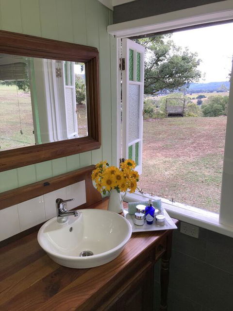 Dayboro - Blue Ridge Lavender Cottage - Accommodation Australia 2