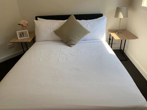 Delicate And Peaceful Bundoora Townhouse 12 - Accommodation Australia 2