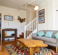 Delightful 3 Bedroom Apartment near Chapel Street in St Kilda - Australia Shopping