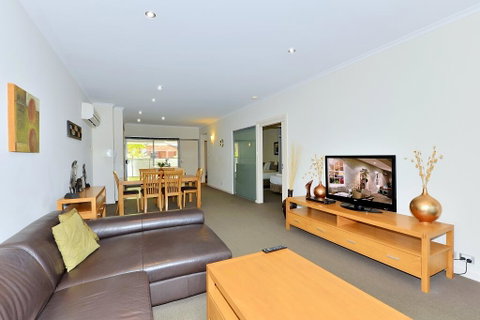 DelMar 3 - Accommodation Australia 3