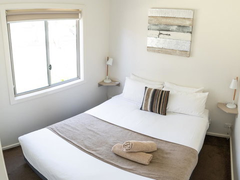 Deniliquin Riverside Caravan Park - Accommodation Australia 3