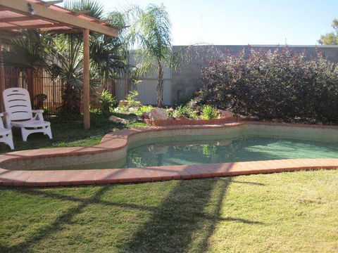 Desert Rose Inn Alice Springs - Accommodation Australia 2