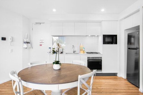 Designer Apartment With Luxury Amenities - Australia Shopping 2