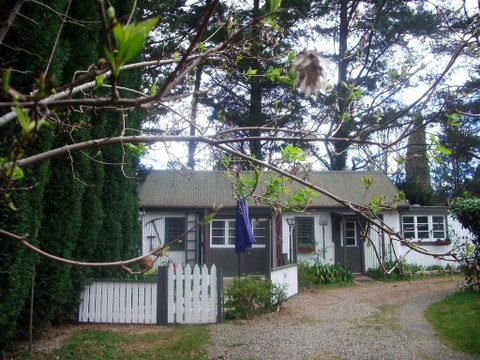 Devon Long Barn - Accommodation Australia 0
