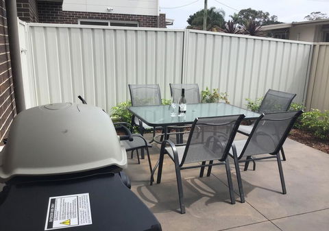Discover Warilla - Bright And Airy Townhouse Near The Beach And Lake - Accommodation Australia 1