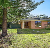 Dolphin Cottage - in the heart of Callala Beach - Accommodation Australia