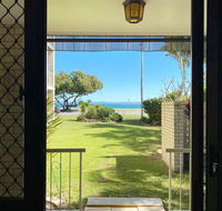 Dolphin View on South Esplanade - Accommodation Australia