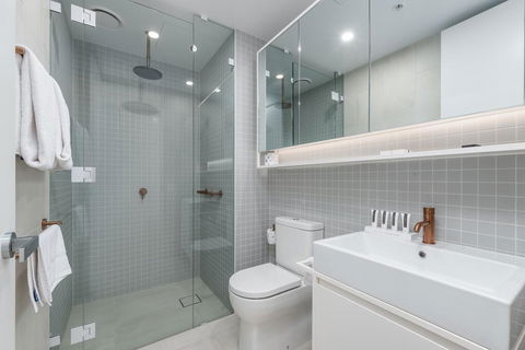 Domi Serviced Apartments - Australia Shopping 0