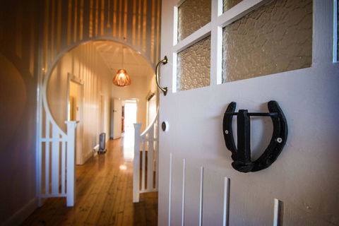 Doreen's - Accommodation Australia 3