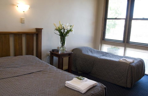 Dorset Gardens Hotel - Australia Shopping 0