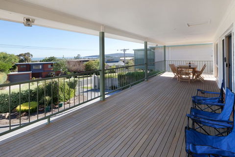 DROMANA BAY VIEWS - DROMANA - Australia Shopping 0
