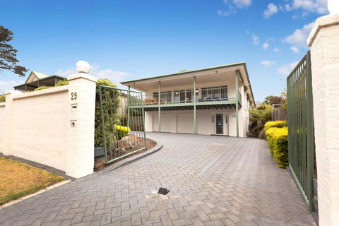 DROMANA BAY VIEWS - DROMANA - Australia Shopping 3