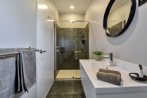 Dundee Beach Holiday Park - Bed n Breakfasts 1