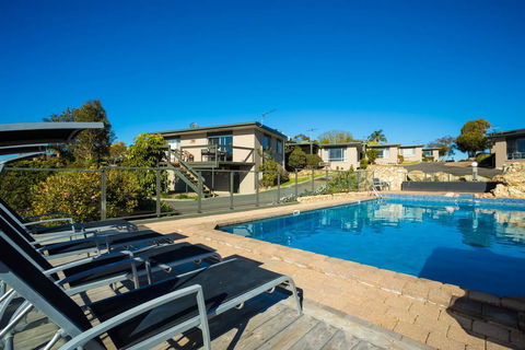 Eagle Heights Holiday Units - Accommodation Australia 0