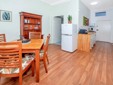 Easy Going Holiday Unit On McKenzie MK5 - Accommodation Australia 2