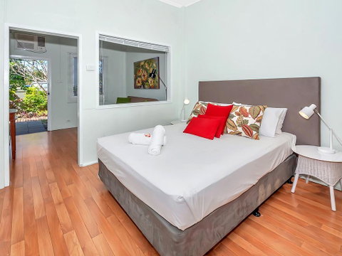 Easy Going Holiday Unit On McKenzie MK5 - Accommodation Australia 3