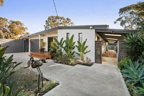 Easy Living Bayside Accommodation - Australia Shopping 0