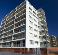 Ebbtide Unit 5 / 2-6 North Street - Australia Shopping