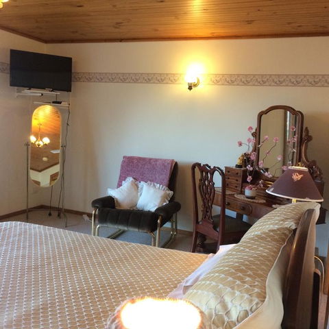Eden Bed & Breakfast - Accommodation Australia 3