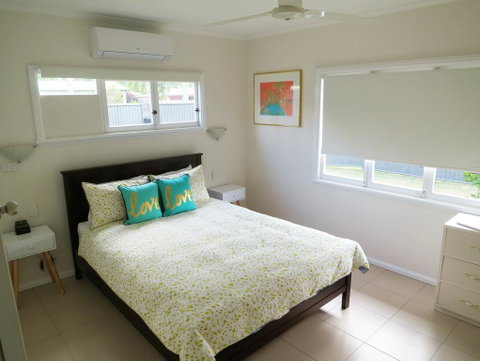 Edge Hill Clean & Green Cairns, 7 Minutes From The Airport, 7 Minutes To Cairns CBD & Reef Fleet Terminal - Accommodation Australia 3