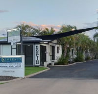 Emerald Motel Apartments - Australia Shopping