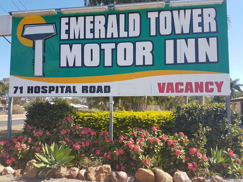 Emerald Tower Motor Inn - Australia Shopping 0